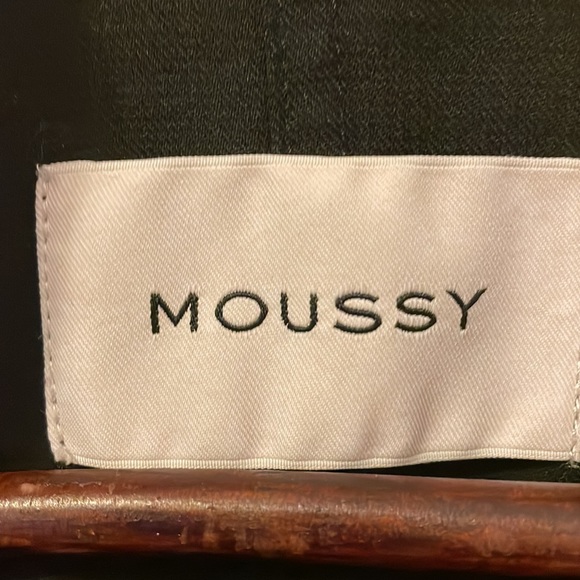 Big sale for jacket, sweaters. All in good condition, cool style - Picture 11 of 13